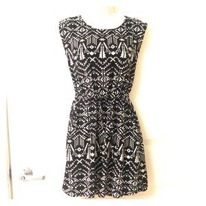 Black and White Trible Print Dress